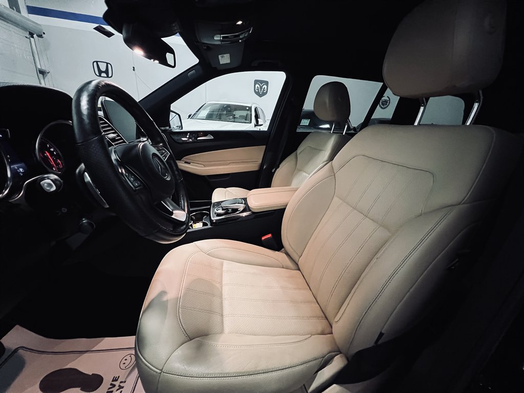 2018 Mercedes-Benz GLS - $16,500