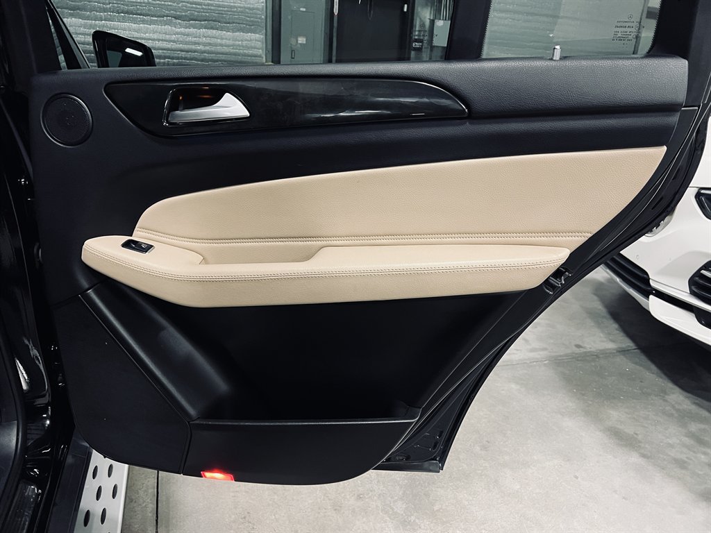 2018 Mercedes-Benz GLS - $16,500
