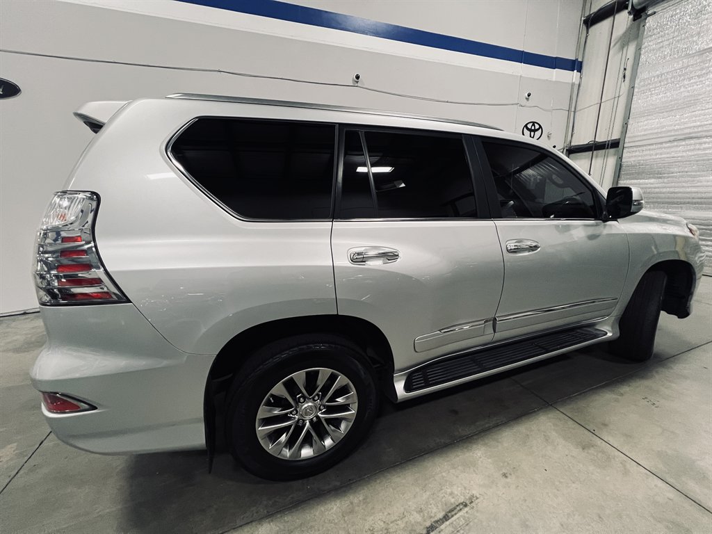 2016 Lexus GX - $25,999
