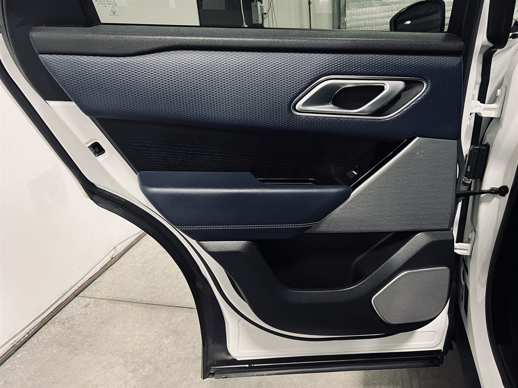 2020 Land Rover Range Rover Velar - $18,500
