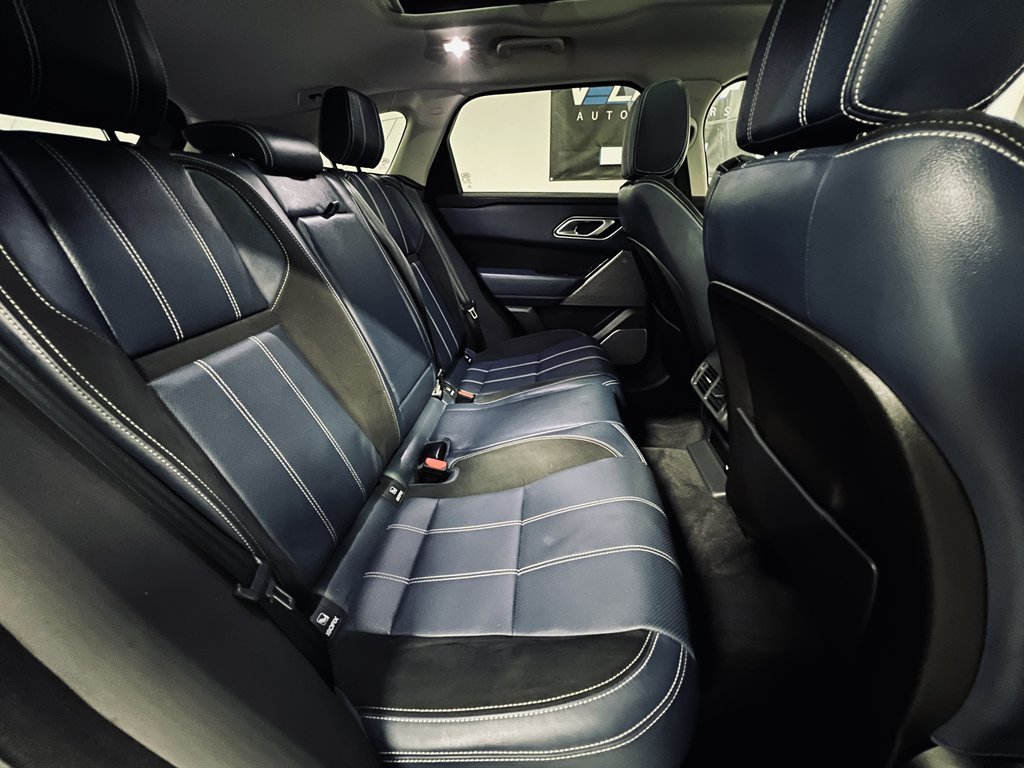 2020 Land Rover Range Rover Velar - $18,500