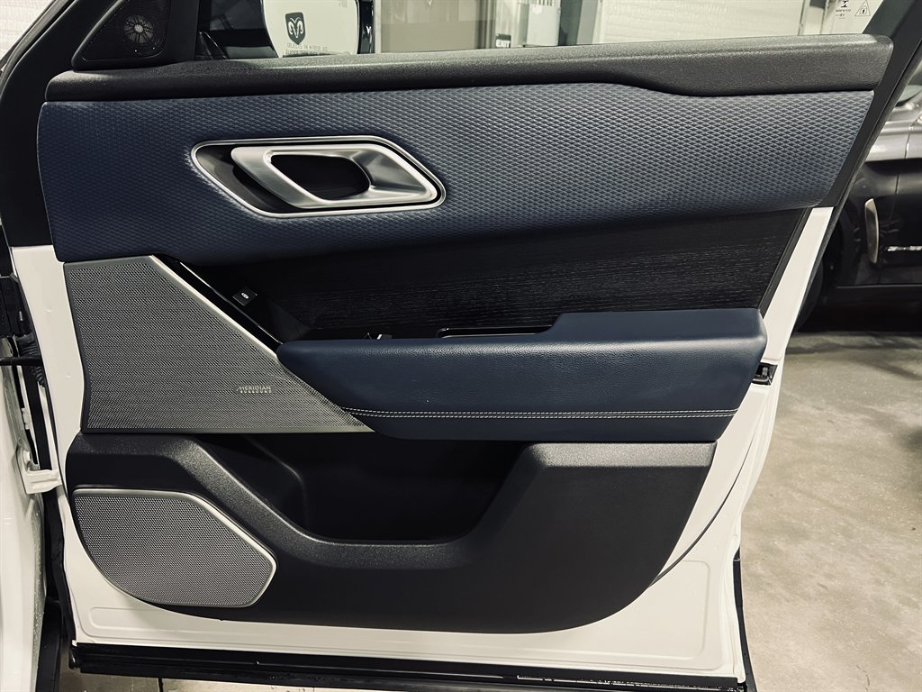 2020 Land Rover Range Rover Velar - $18,500
