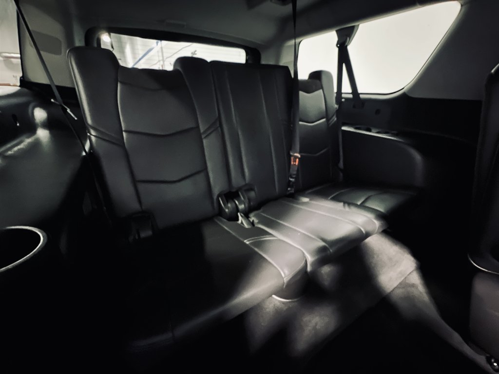 2018 Cadillac Escalade - $28,800