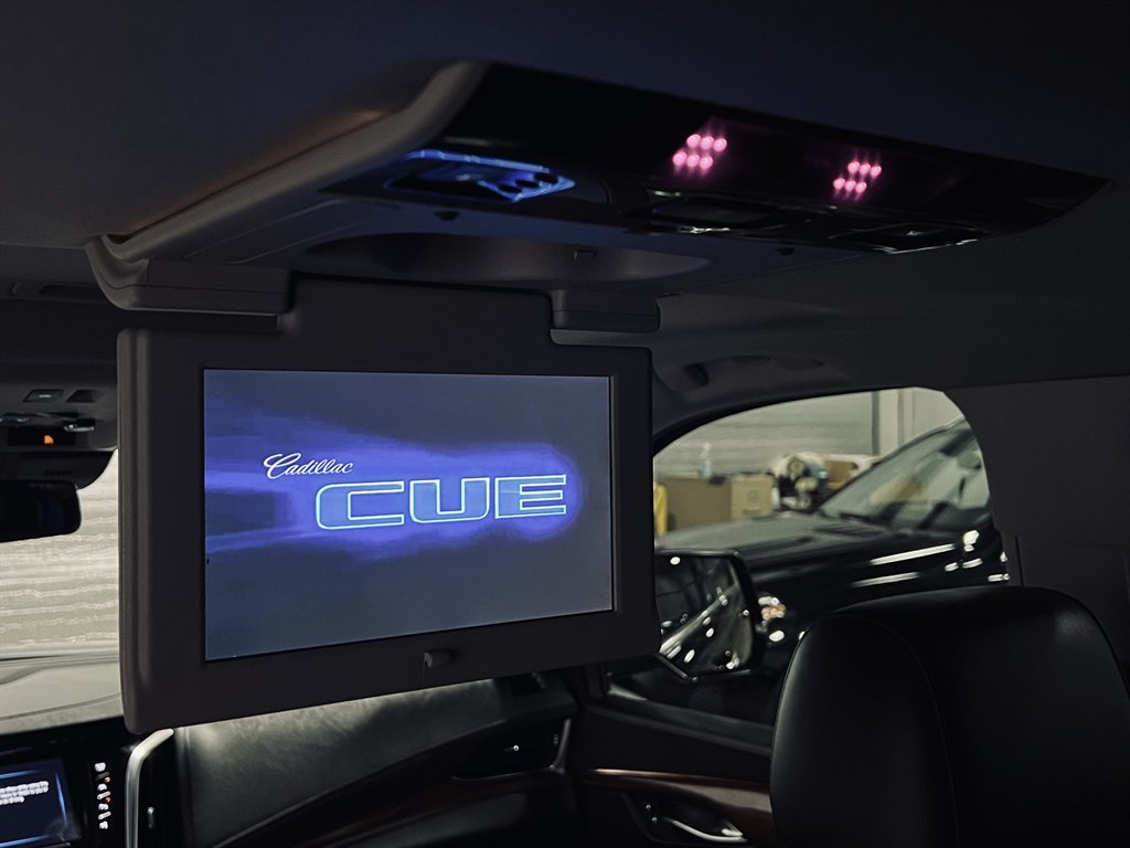 2018 Cadillac Escalade - $28,800