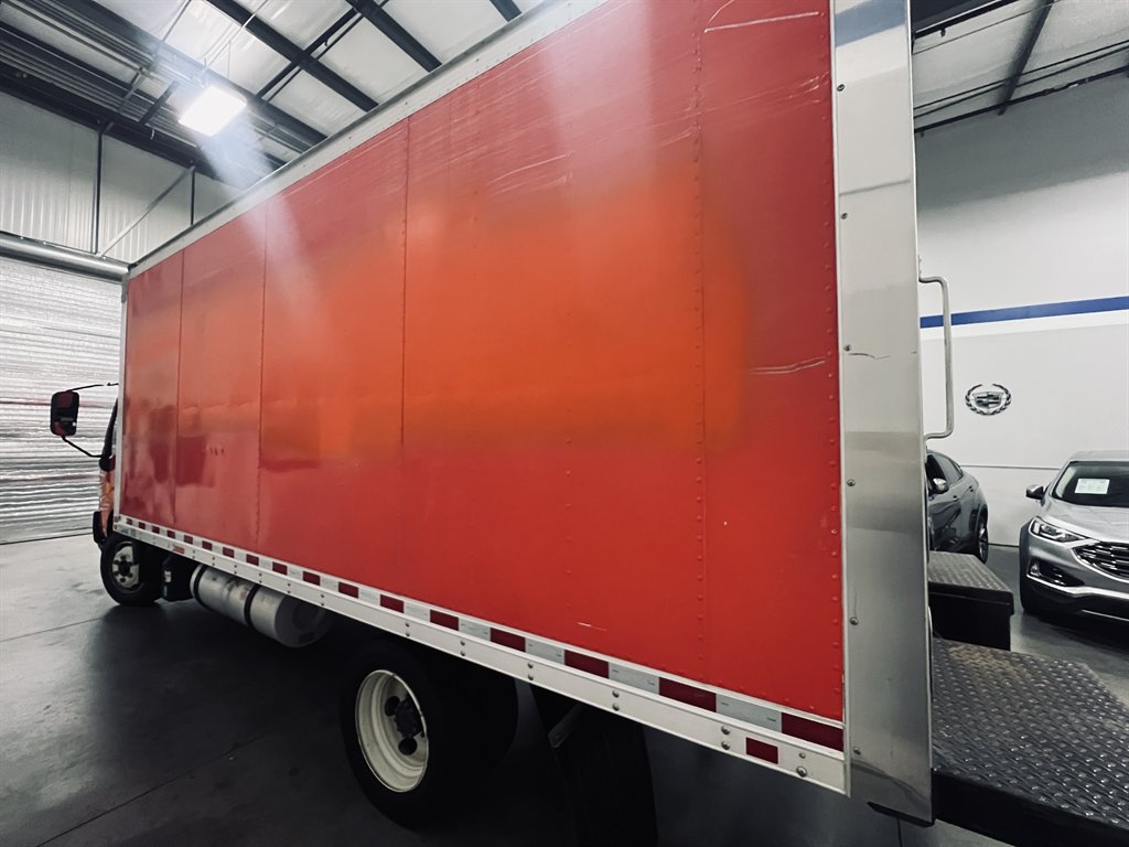 2018 Hino Xjc740 / Xfc740 - $24,500