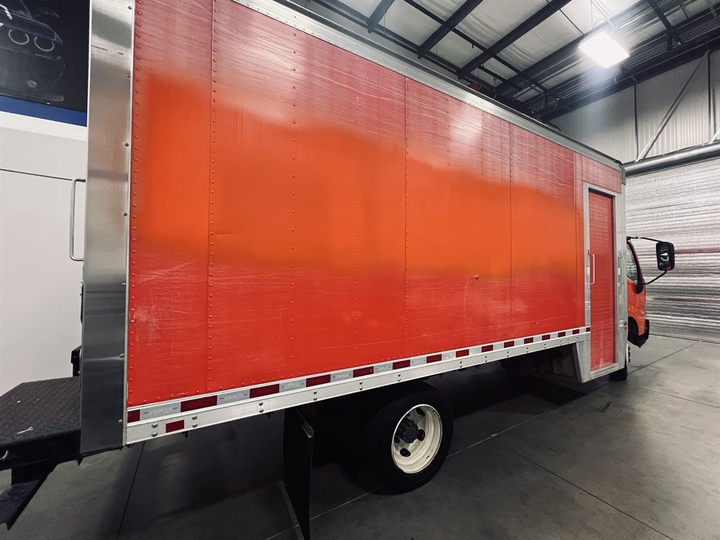 2018 Hino Xjc740 / Xfc740 - $24,500