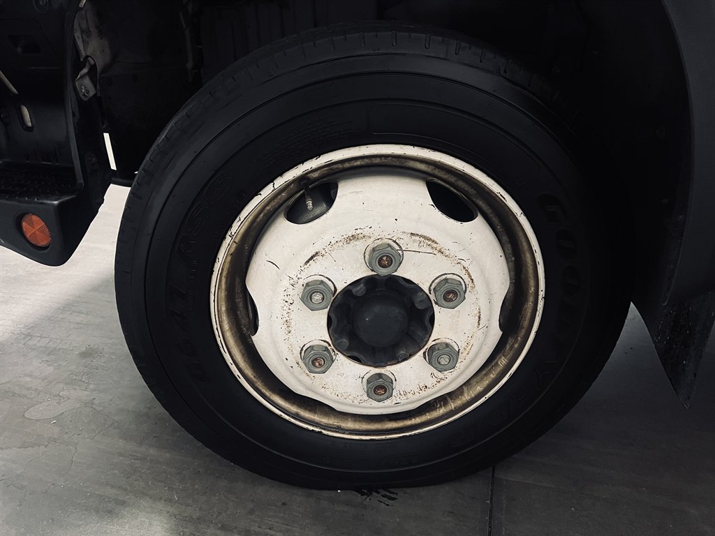 2018 Hino Xjc740 / Xfc740 - $24,500