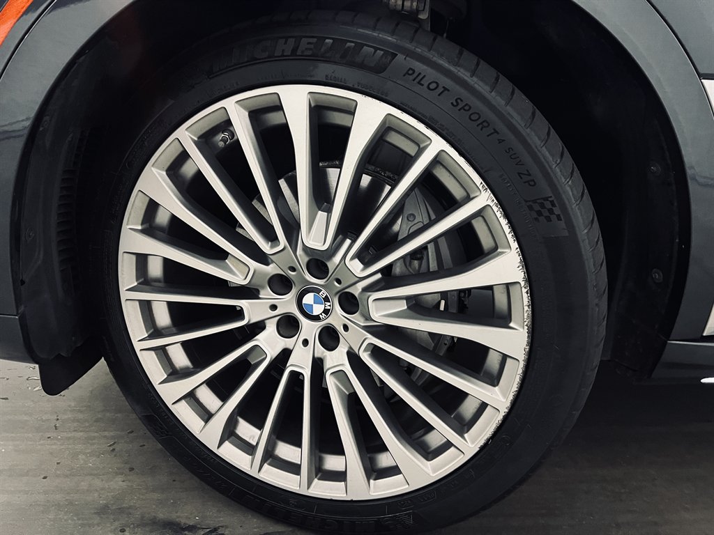 2019 BMW X7 - $27,500