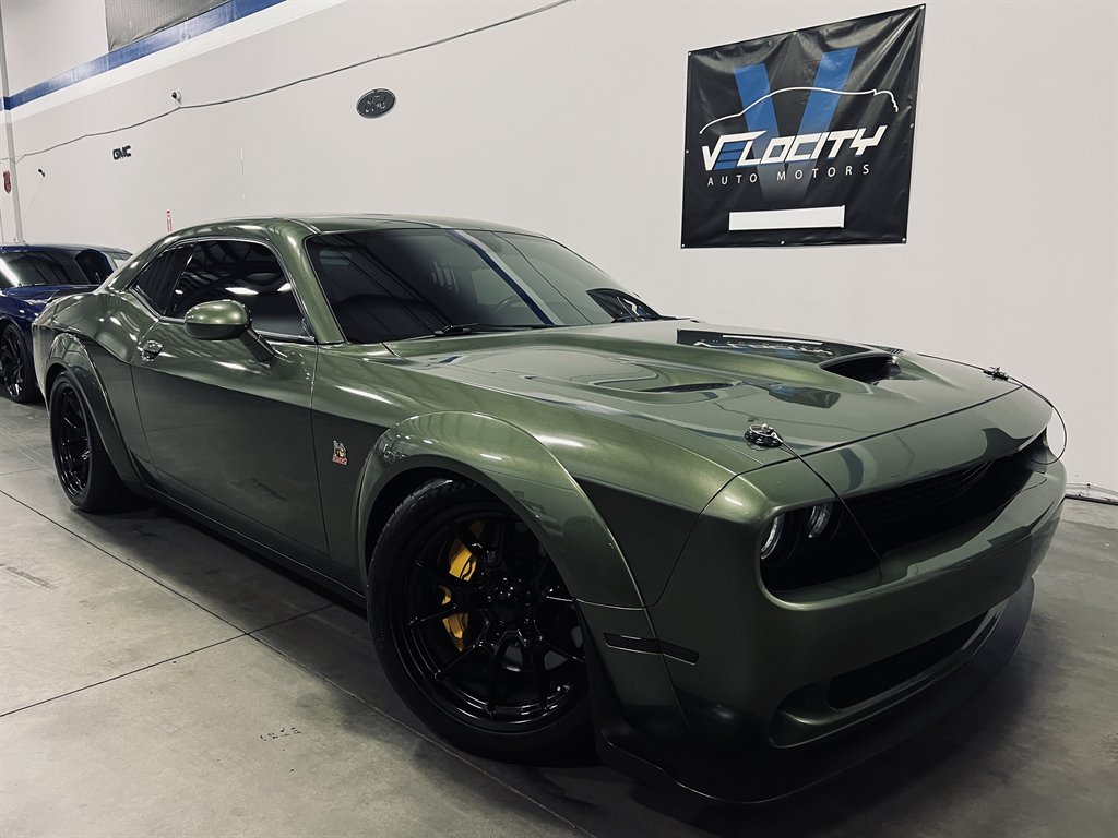2019 Dodge Challenger - $35,500