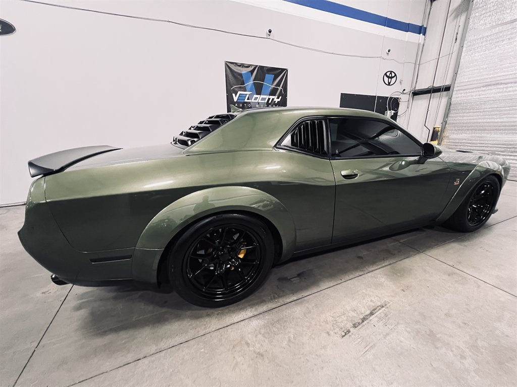 2019 Dodge Challenger - $35,500