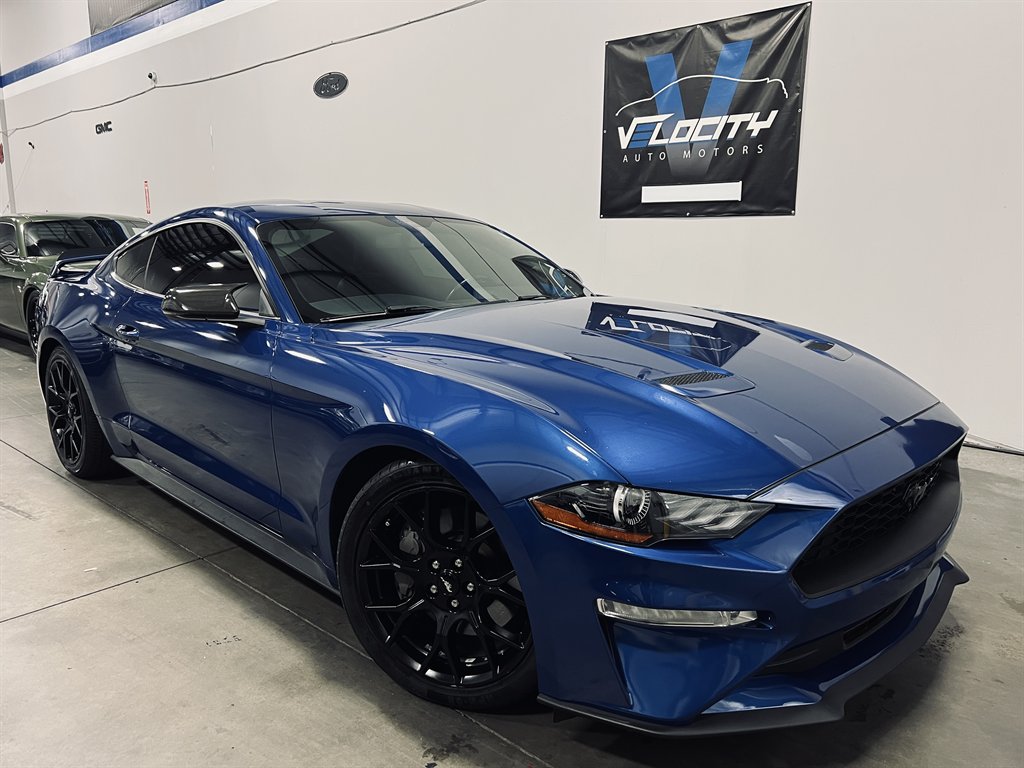 2018 Ford Mustang - $16,999