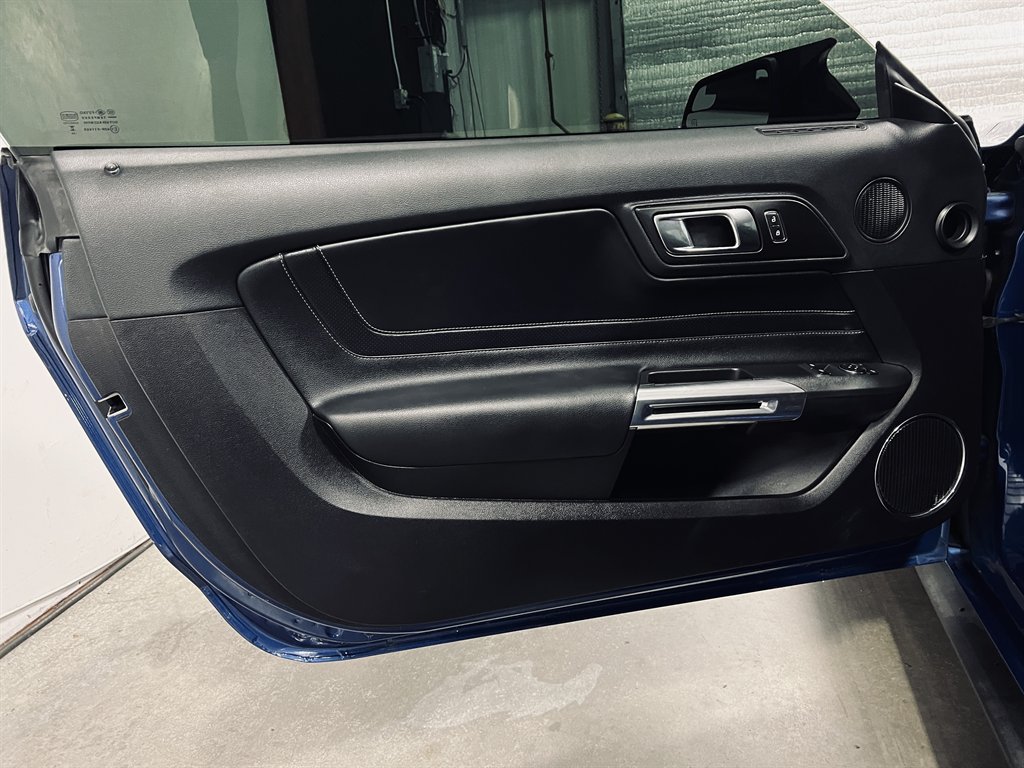 2018 Ford Mustang - $16,999