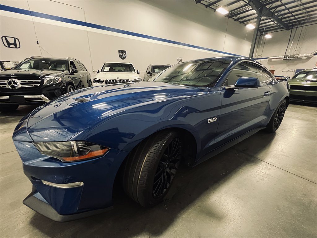 2018 Ford Mustang - $27,800