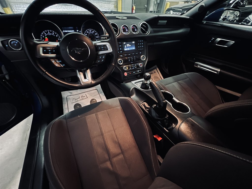 2018 Ford Mustang - $27,800