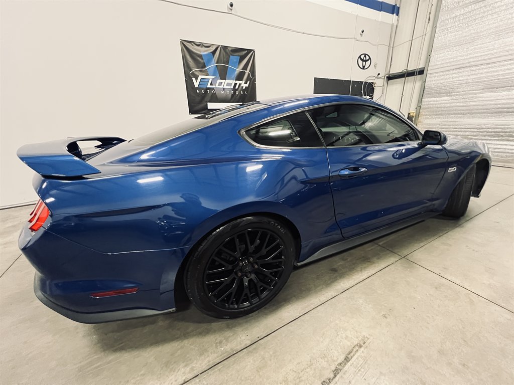 2018 Ford Mustang - $27,800