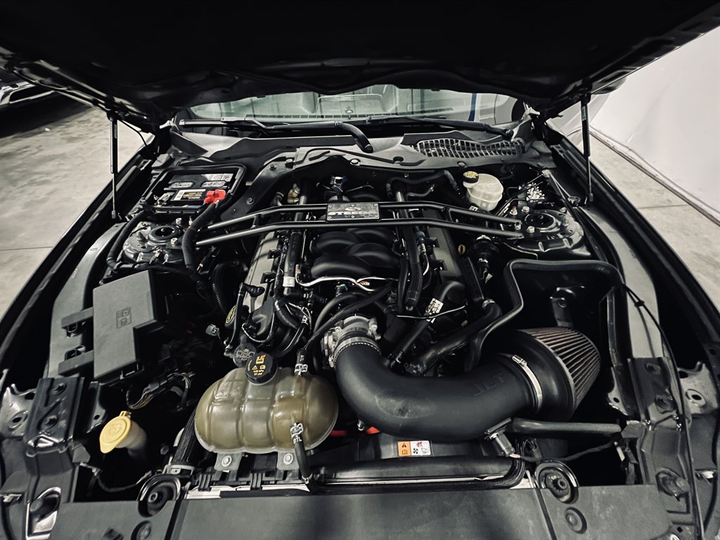 2017 Ford Mustang - $24,500