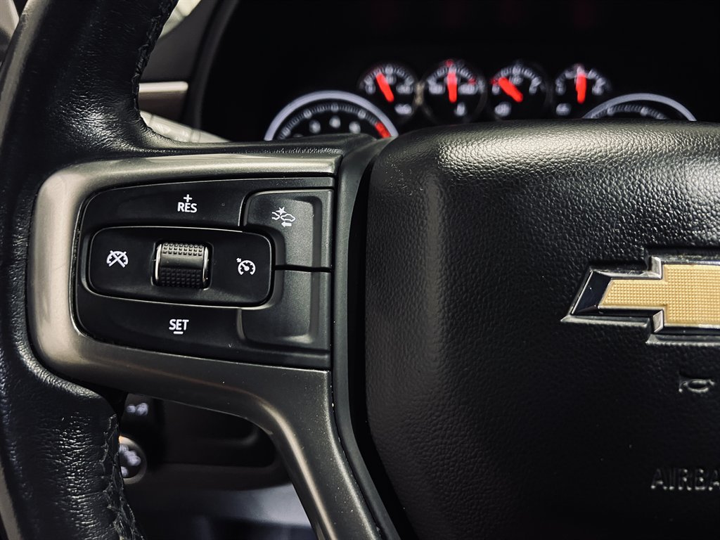2021 Chevrolet Suburban - $30,850
