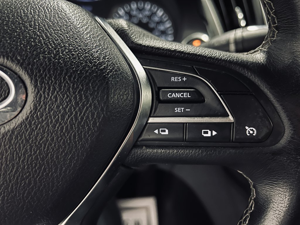2021 INFINITI Q60 - $21,850