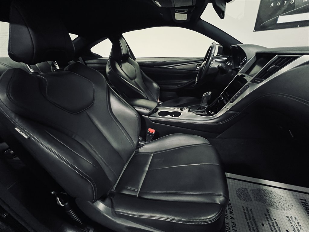 2021 INFINITI Q60 - $21,850