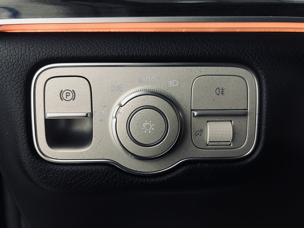 2020 Mercedes-Benz GLS - $26,500
