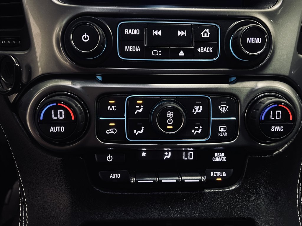 2018 Chevrolet Suburban - $20,500