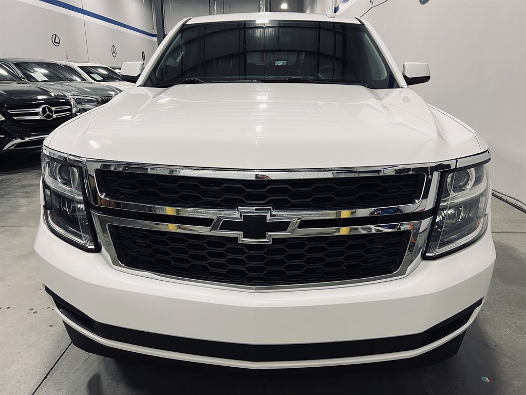 2018 Chevrolet Suburban - $20,500