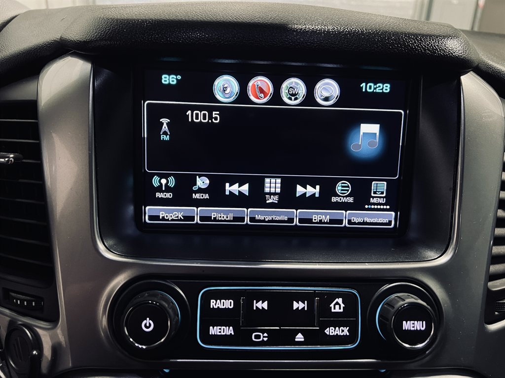 2018 Chevrolet Suburban - $20,500