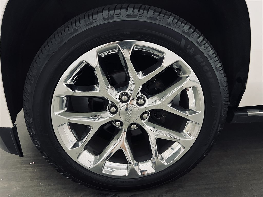 2020 GMC Yukon - $29,999
