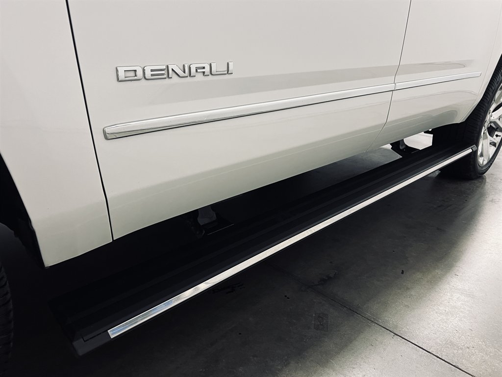 2020 GMC Yukon - $29,999