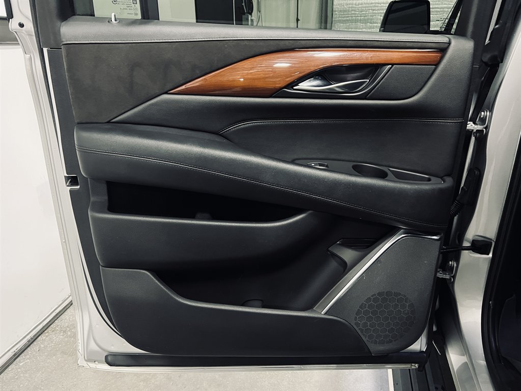 2018 Cadillac Escalade - $22,500