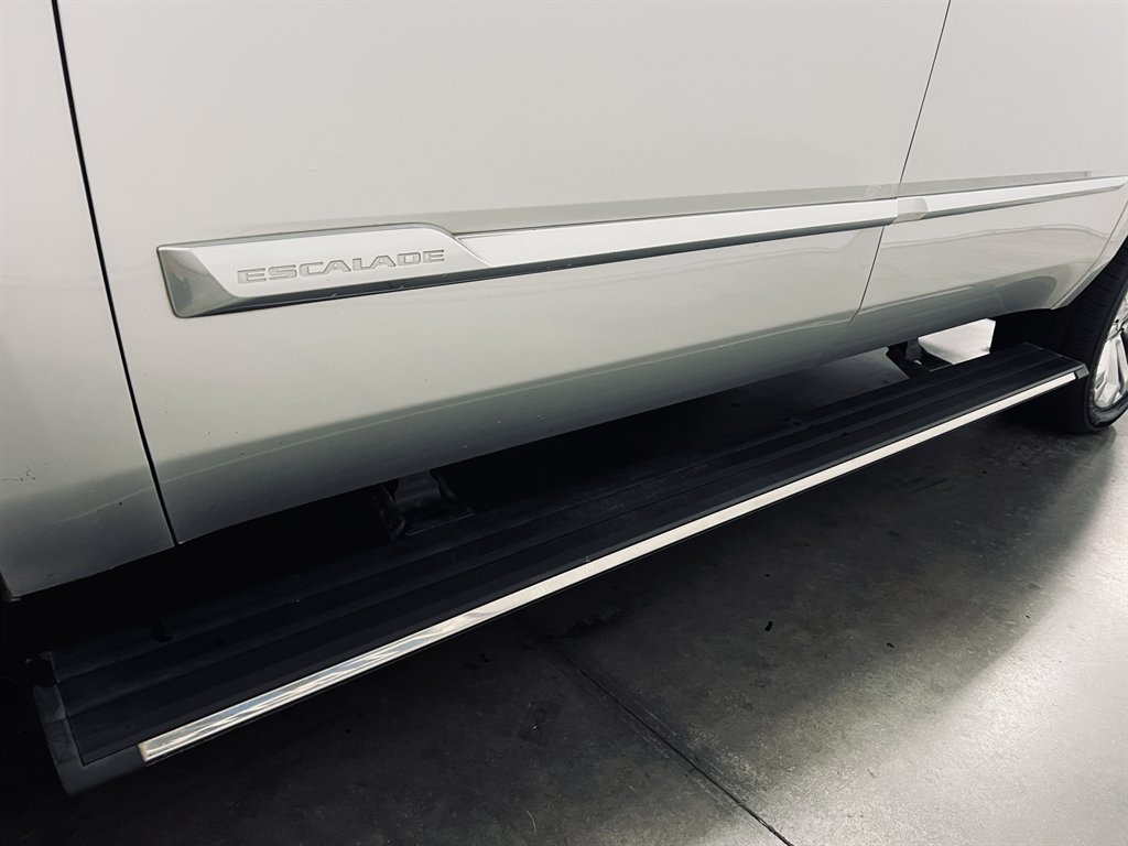 2018 Cadillac Escalade - $22,500