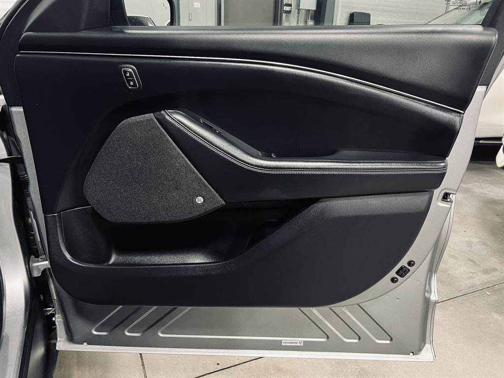 2021 Ford Mustang - $22,700