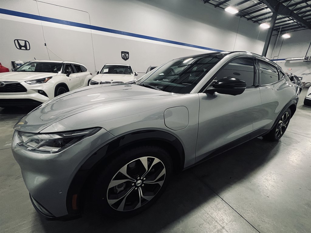 2021 Ford Mustang - $22,700