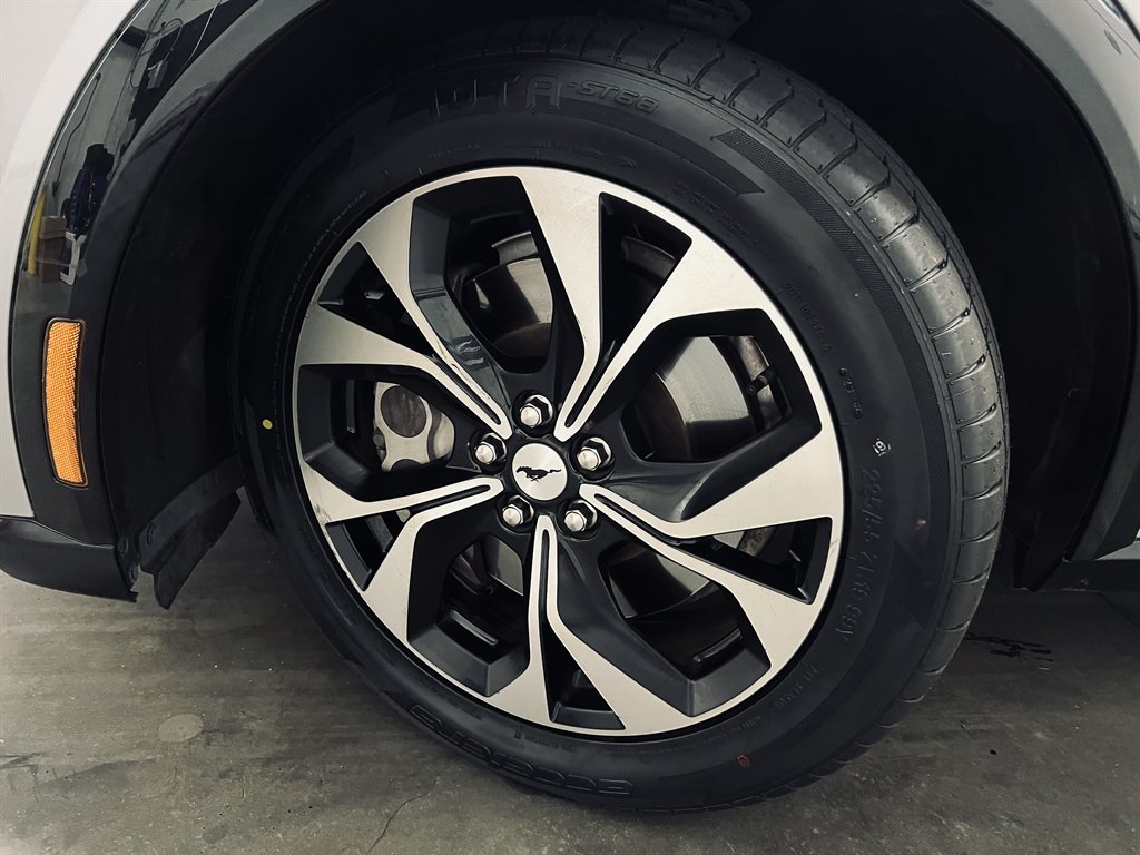 2021 Ford Mustang - $22,700
