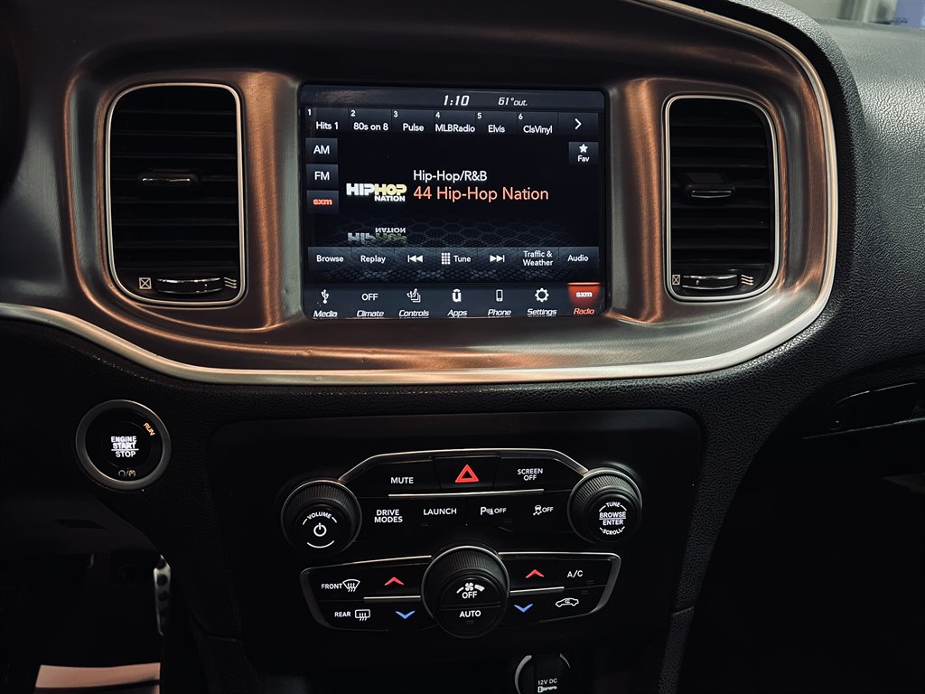 2019 Dodge Charger - $24,300