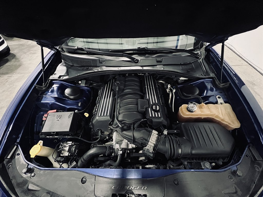 2019 Dodge Charger - $24,300