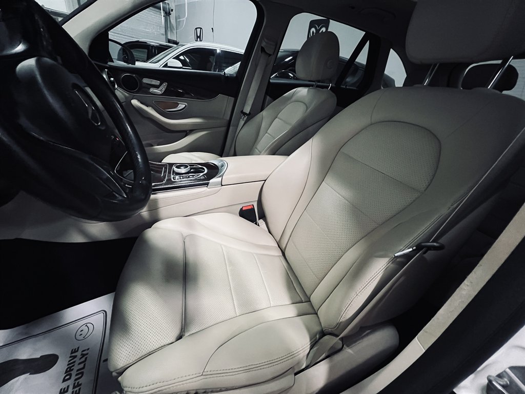 2018 Mercedes-Benz C-Class - $12,500