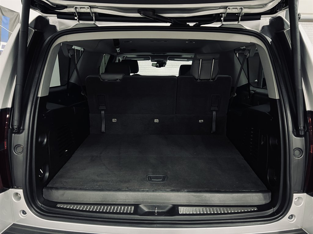 2020 Chevrolet Suburban - $24,999