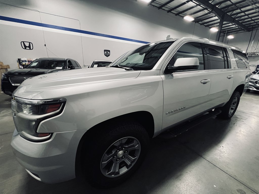 2020 Chevrolet Suburban - $24,999