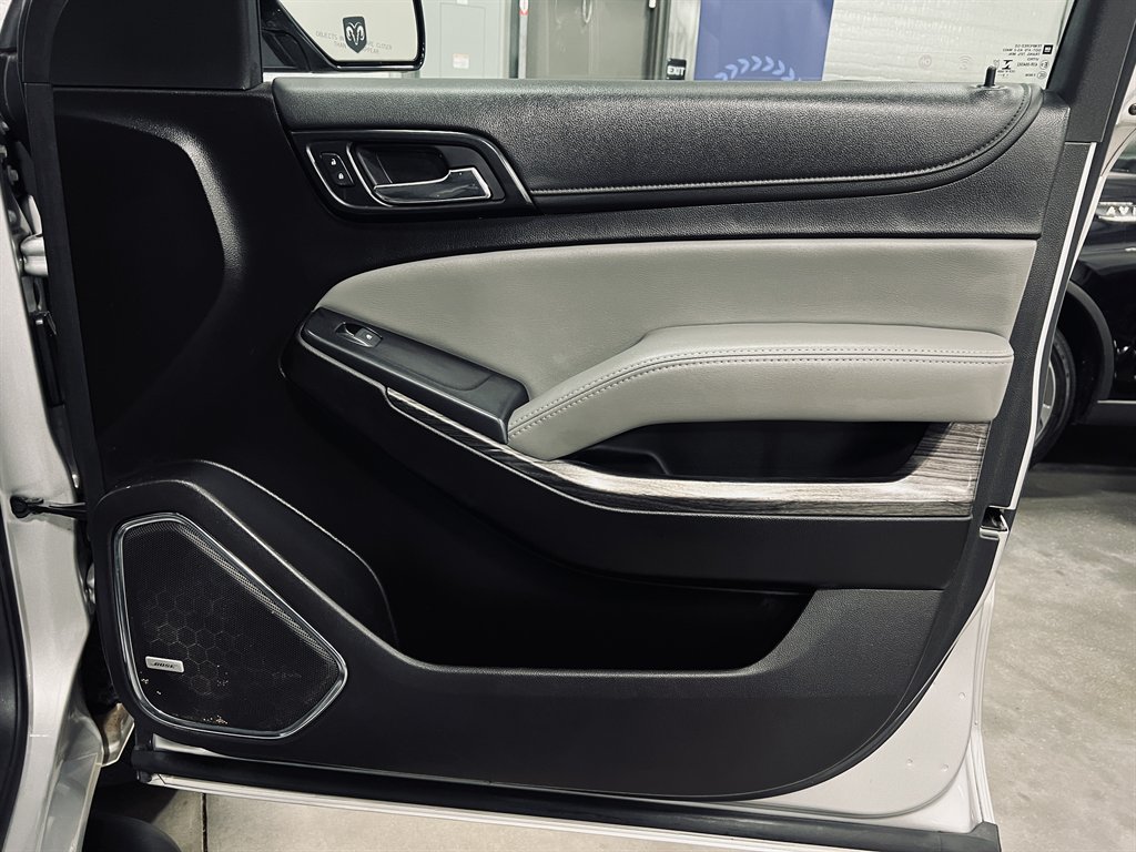 2020 Chevrolet Suburban - $24,999