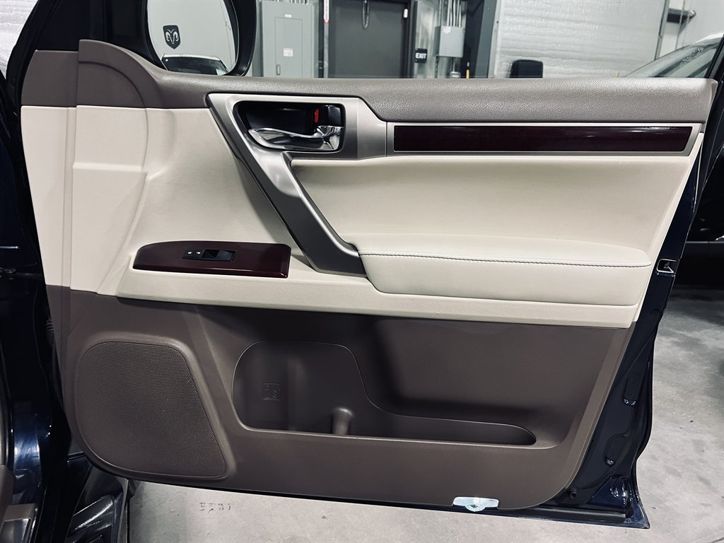 2019 Lexus GX - $28,850