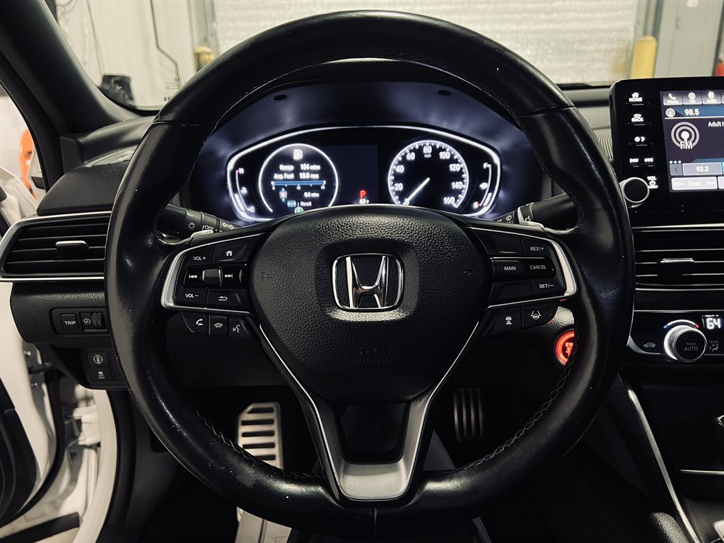 2019 Honda Accord - $17,999