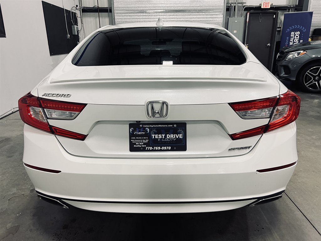 2019 Honda Accord - $17,999