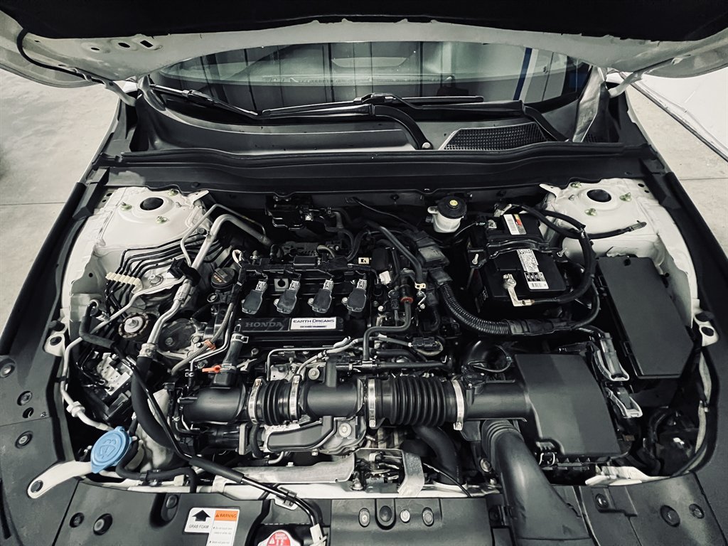2019 Honda Accord - $17,999