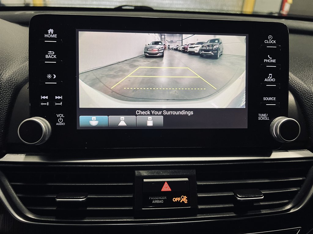 2019 Honda Accord - $17,999