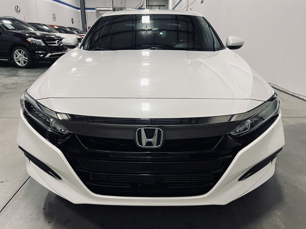 2019 Honda Accord - $17,999