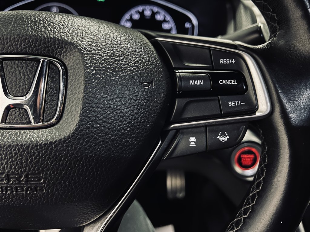 2019 Honda Accord - $17,999