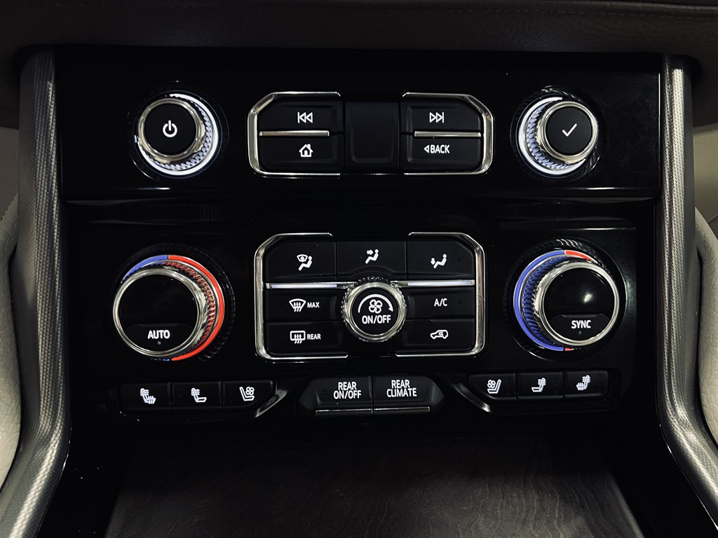 2021 GMC Yukon - $34,999