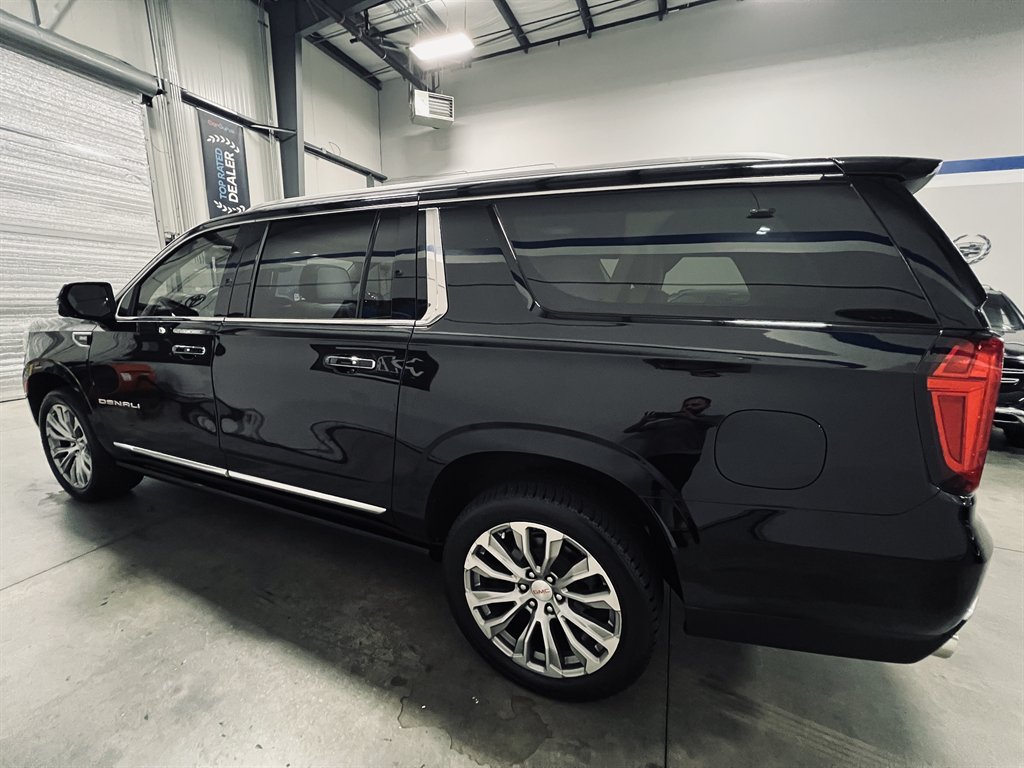 2021 GMC Yukon - $34,999