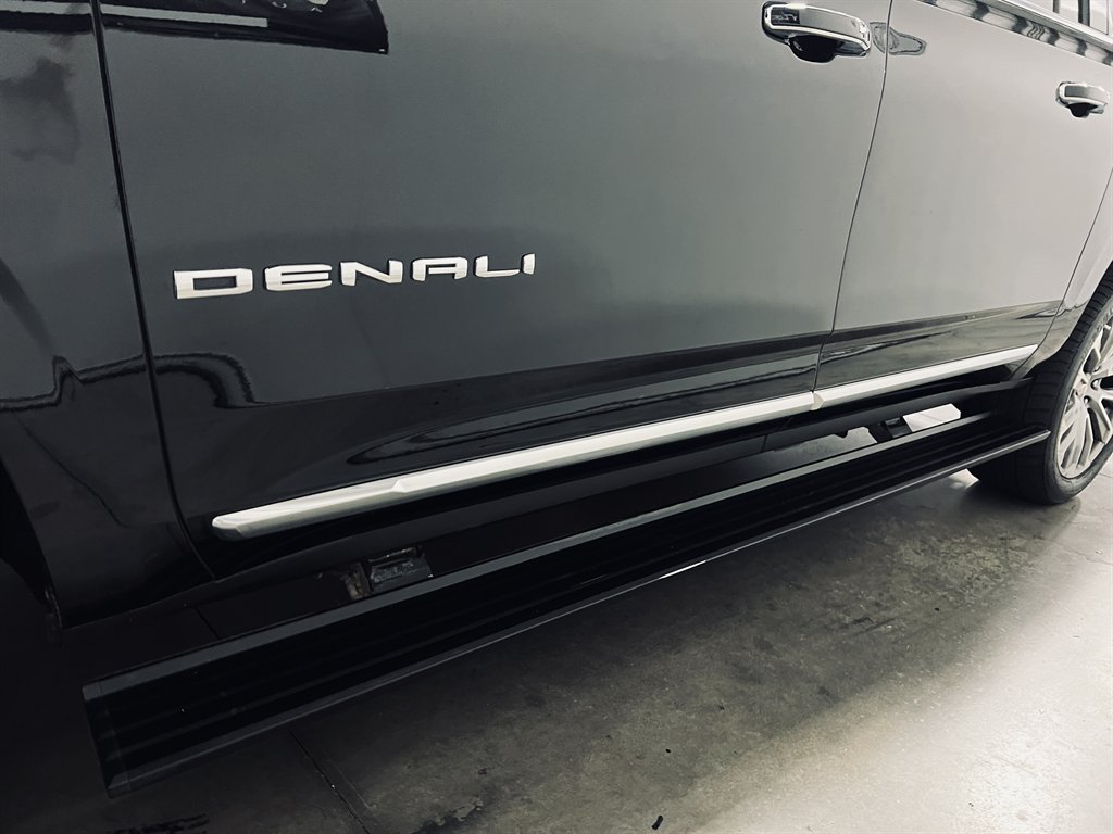 2021 GMC Yukon